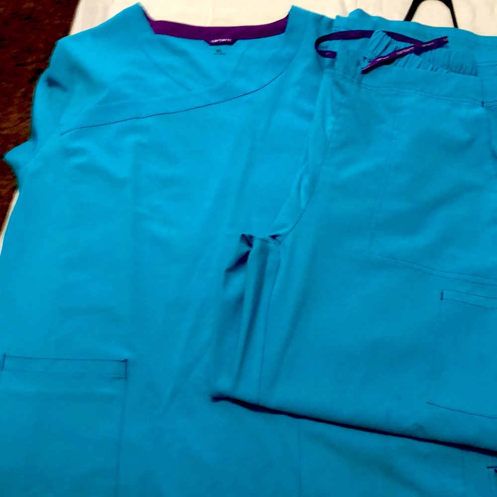 Carhartt scrub set